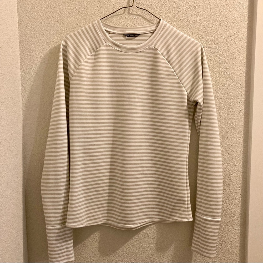 Oiselle long sleeve running top with thumbholes